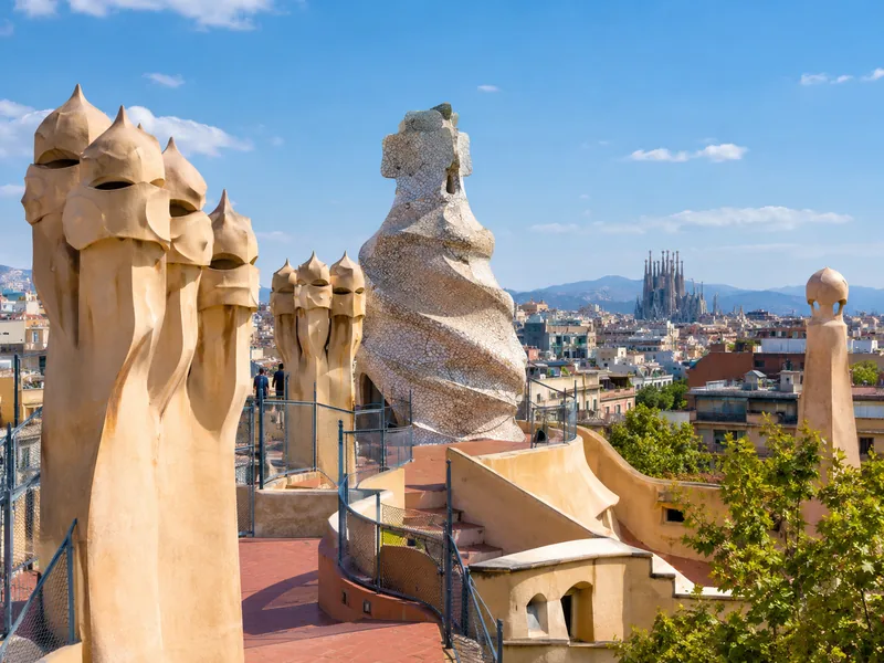 Complete Gaudí Tour: Sagrada Família and Park Güell