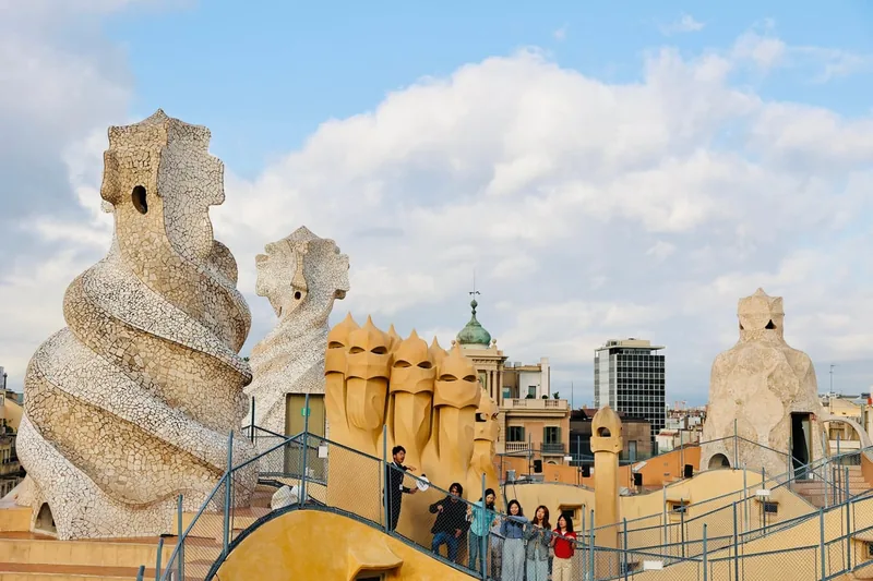 The 3 Gaudí Houses Tour: Vicens, Milà and Batlló